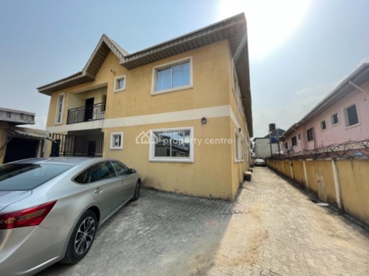 For Rent 3 Bedroom Spacious Apartment, Unity Homes Thomas Estate, Ajiwe, Ajah, Lagos 3 Beds