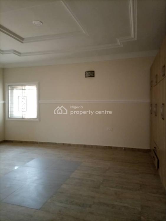 For Rent 3 Bedroom Fully Detached Bungalow With 2 Selfcon Bq, Suncity