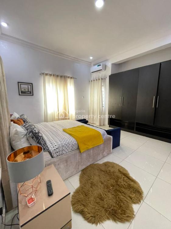 Luxurious 3 Bedrooms with Swimming Pool, Ayodele Odubiyi Street, Off Folashade Awe Street, Oniru, Victoria Island (vi), Lagos, Flat / Apartment Short Let