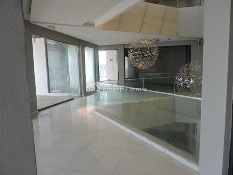 For Rent 30sqm Shop Spaces, Admiralty Road, Lekki Phase 1, Lekki