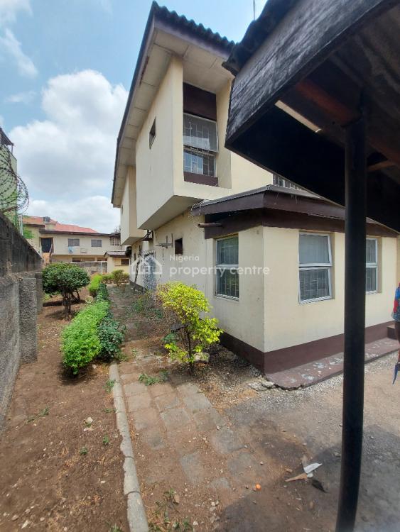 For Sale Land In A Secured Estate, Adeniyi Jones, Ikeja, Lagos