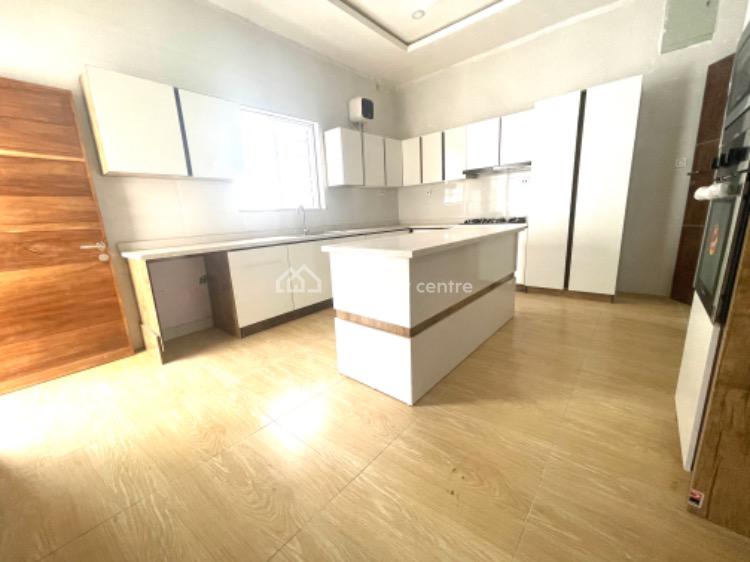 For Sale 5 Bedroom Ensuite Detached Duplex, Berra Estate , Chevron