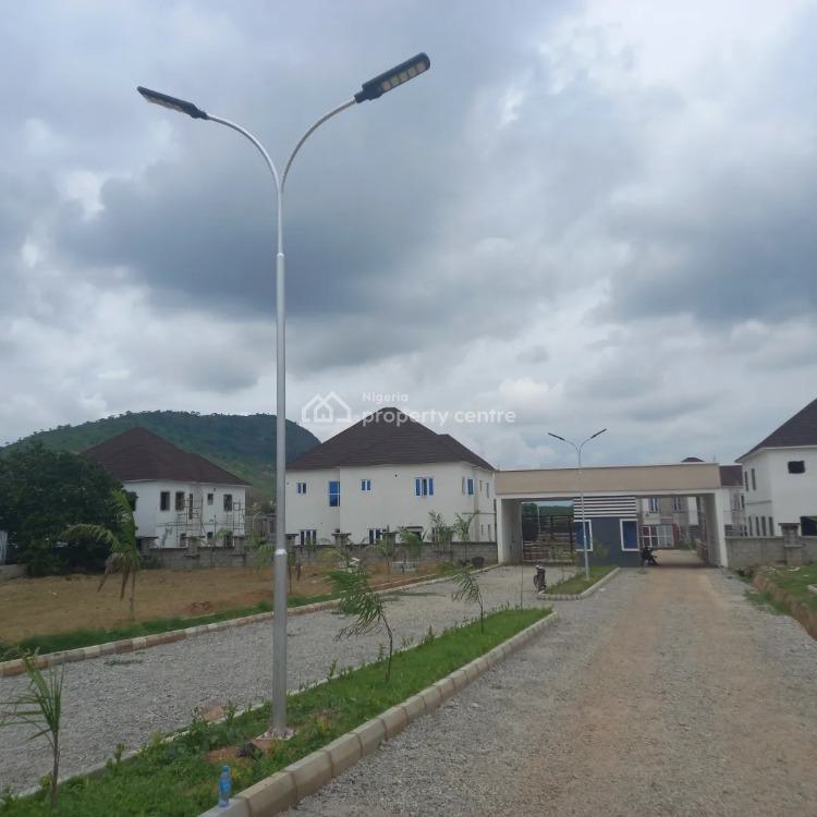 For Sale Luxury 5 Bedroom Semi Detached Duplex, Through Federal