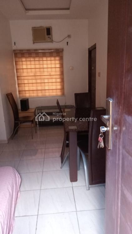 1 Bedroom Bq in a Lovely Compound, Suncity Estate, Galadimawa, Abuja, Flat / Apartment for Rent