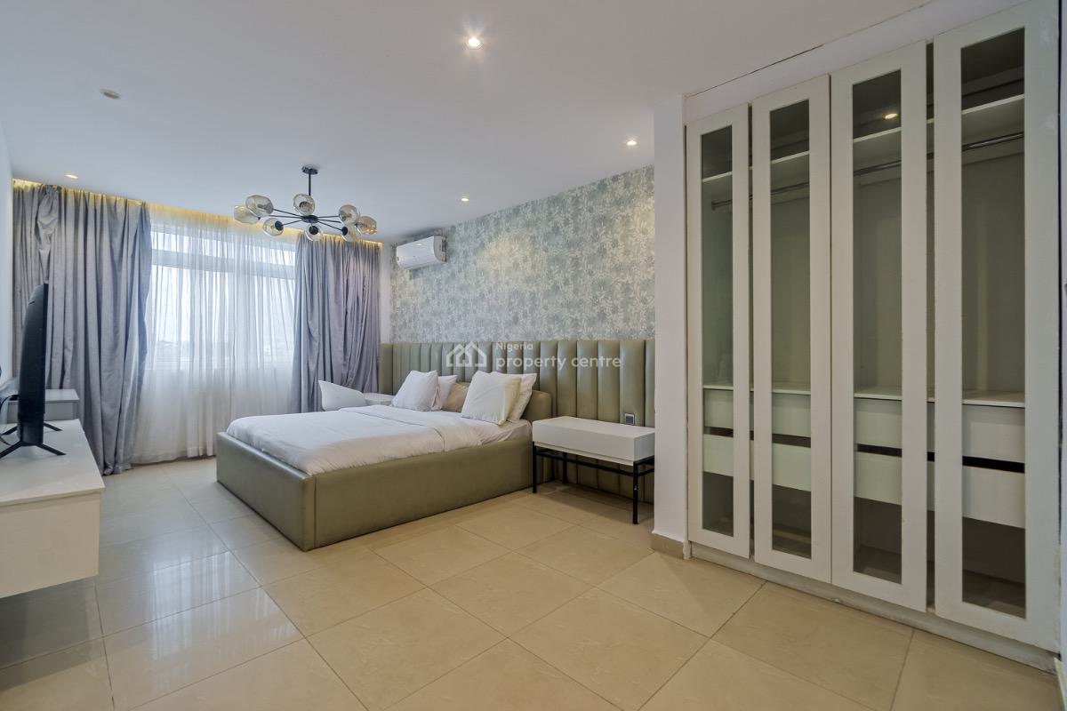 3 Bedrooms Luxury Waterfront Apartment, Admiralty Close, Lekki Phase 1, Lekki, Lagos, Flat / Apartment Short Let