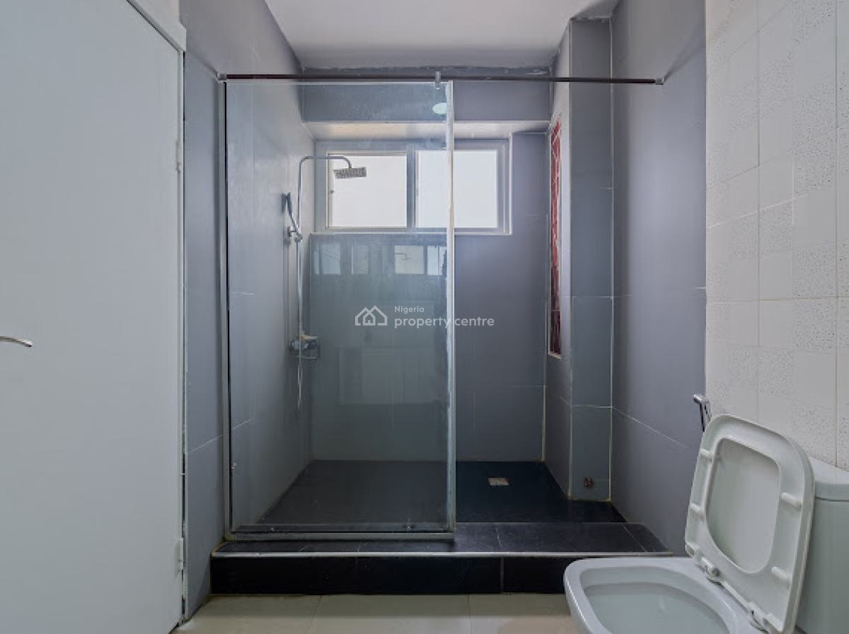 3 Bedrooms Luxury Waterfront Apartment, Admiralty Close, Lekki Phase 1, Lekki, Lagos, Flat / Apartment Short Let