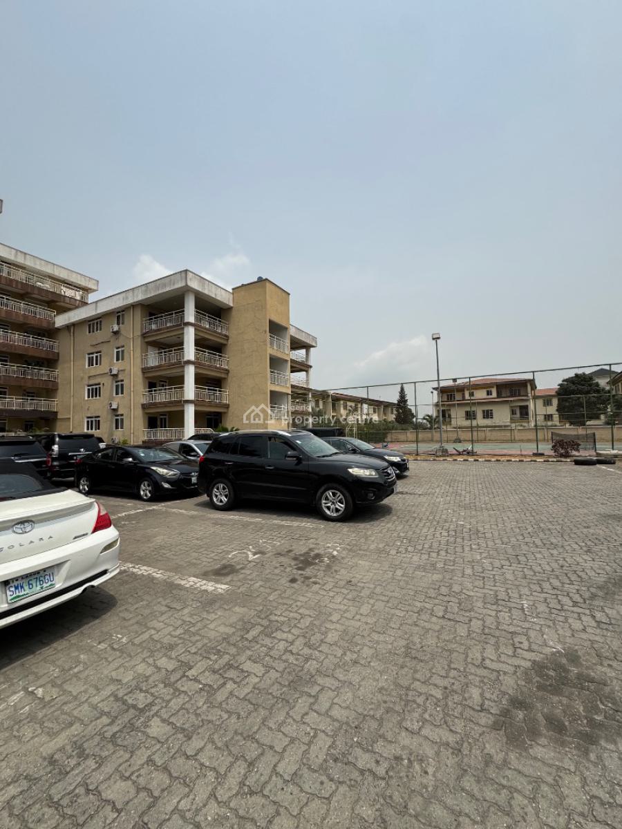 3 Bedrooms Luxury Waterfront Apartment, Admiralty Close, Lekki Phase 1, Lekki, Lagos, Flat / Apartment Short Let