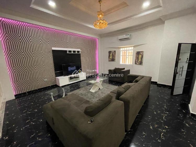 Luxury 5 Bedroom Apartment, Off Admiralty Way, Lekki Phase 1, Lekki, Lagos, House Short Let
