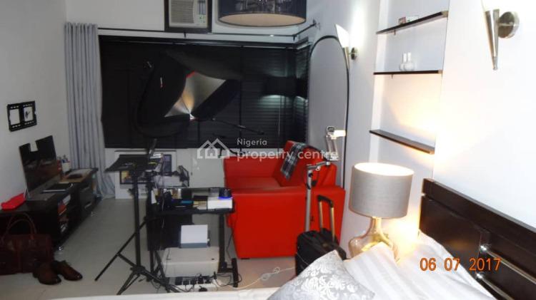 Well Finished Self Contained, Circle Mall Road, Jakande, Lekki, Lagos, Self Contain (single Rooms) Short Let