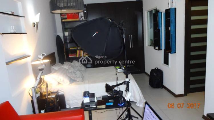 Well Finished Self Contained, Circle Mall Road, Jakande, Lekki, Lagos, Self Contain (single Rooms) Short Let