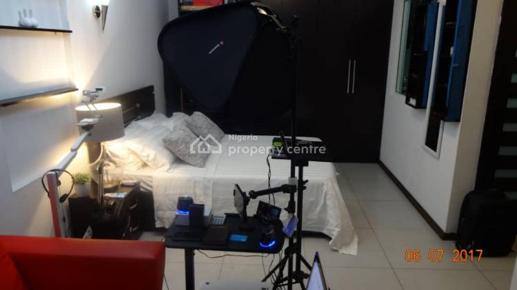 Well Finished Self Contained, Circle Mall Road, Jakande, Lekki, Lagos, Self Contain (single Rooms) Short Let