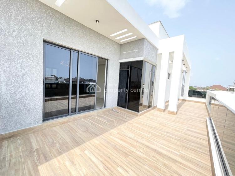 For Sale Luxury 6 Bedroom Fully Detached, Pennock Beach Estate, Osapa