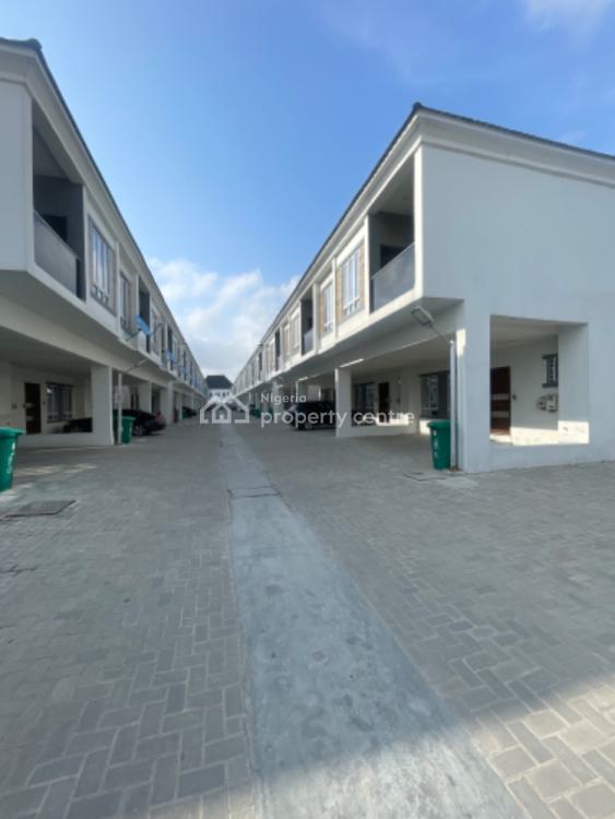 For Sale 3 Bedroom Terrace Duplex In A Secured Mini Estate., Victoria