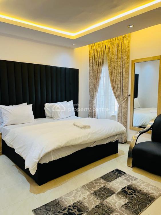 Luxury 2 Bedroom Apartment, Lekki Phase 1, Lekki, Lagos, Flat / Apartment Short Let