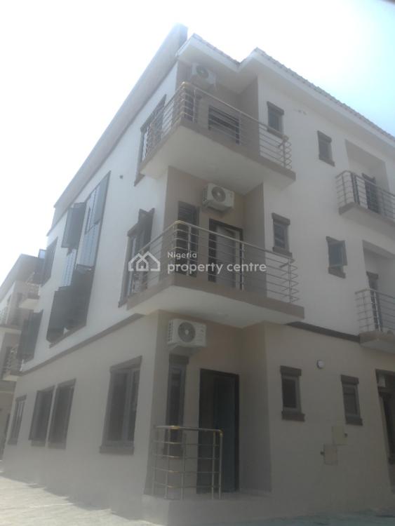 For Rent Two Bedroom Apartment, Lafiaji, Lekki, Lagos 2 Beds, 2