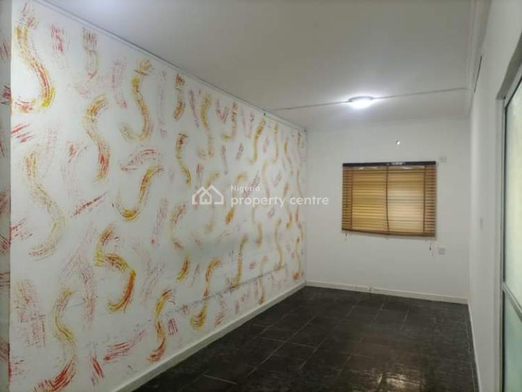 For Rent Neat 1 Bedroom Apartment, Dolphin Estate, Ikoyi, Lagos 1