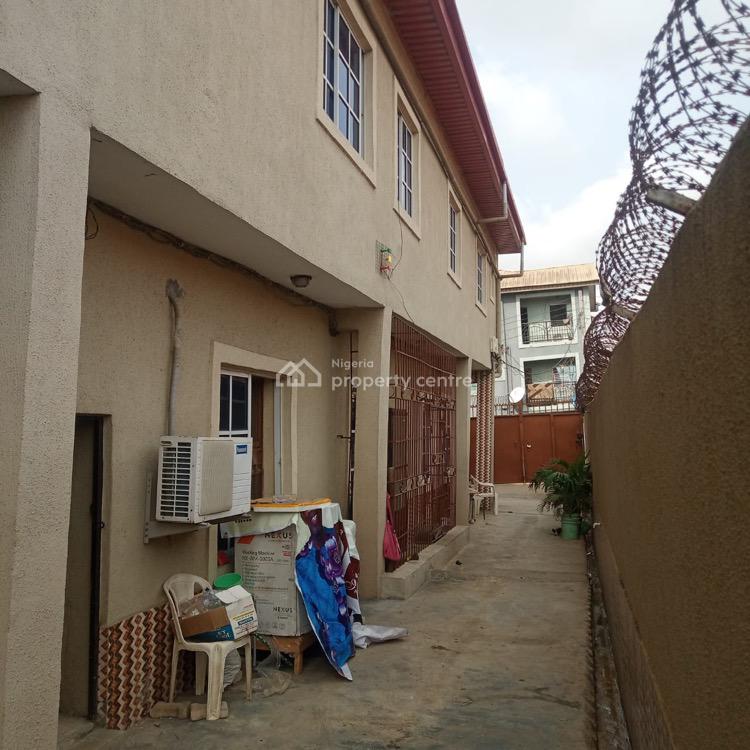 For Rent Lovely 2 Bedroom Flat, Alapere, Ketu, Lagos 2 Beds