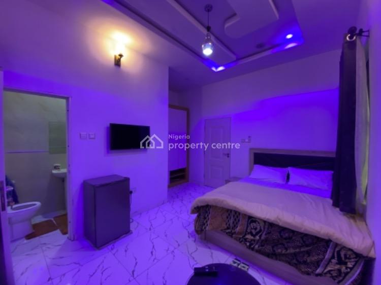 4 Bedroom, Lekki, Lagos, Flat / Apartment Short Let