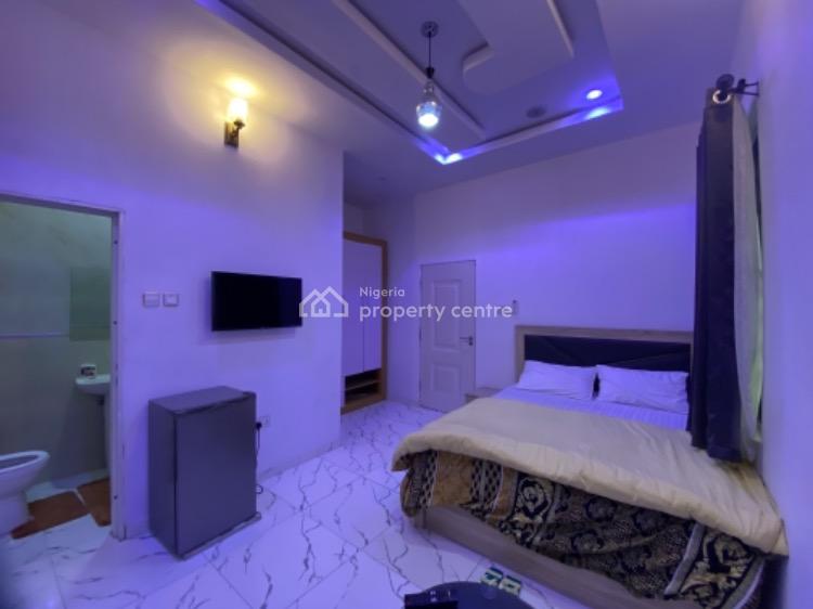 4 Bedroom, Lekki, Lagos, Flat / Apartment Short Let