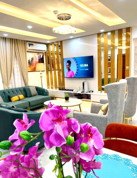 3 Bedrooms Luxury Apartment, 16, Akin Osiyemi Street, Allen, Ikeja, Lagos, Flat / Apartment Short Let