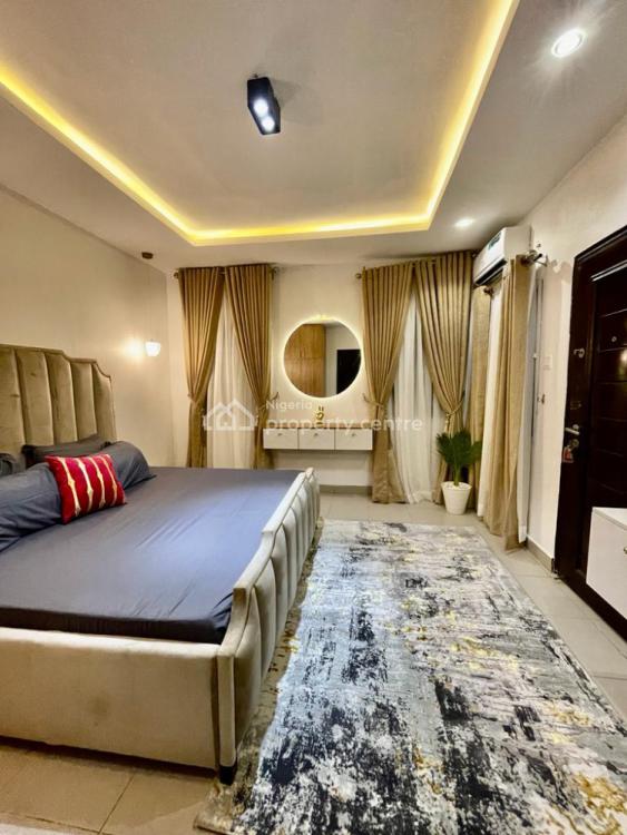 Luxurious 2 Bedrooms Apartment, Off Isaac John, Ikeja Gra, Ikeja, Lagos, Flat / Apartment Short Let