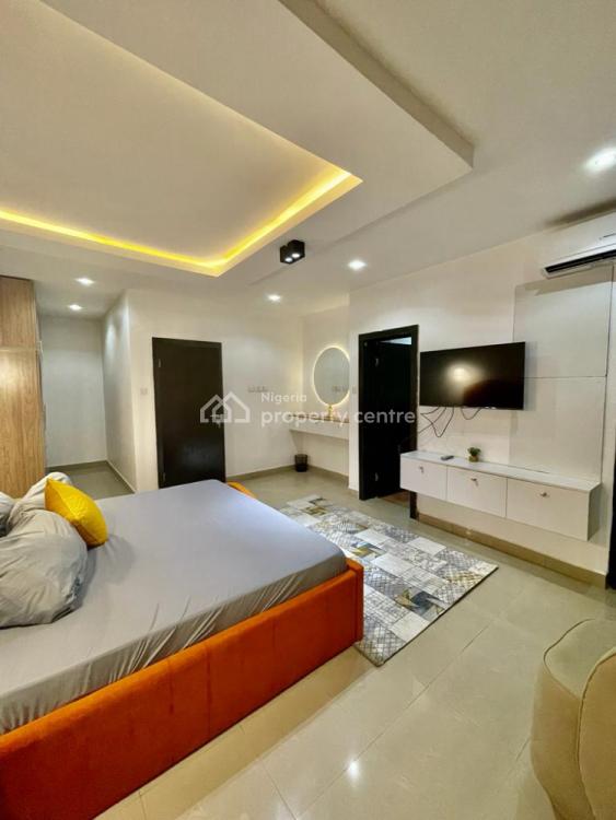 Luxurious 2 Bedrooms Apartment, Off Isaac John, Ikeja Gra, Ikeja, Lagos, Flat / Apartment Short Let