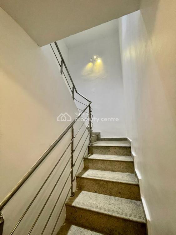 Luxurious 2 Bedrooms Apartment, Off Isaac John, Ikeja Gra, Ikeja, Lagos, Flat / Apartment Short Let
