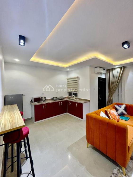 Luxurious 2 Bedrooms Apartment, Off Isaac John, Ikeja Gra, Ikeja, Lagos, Flat / Apartment Short Let