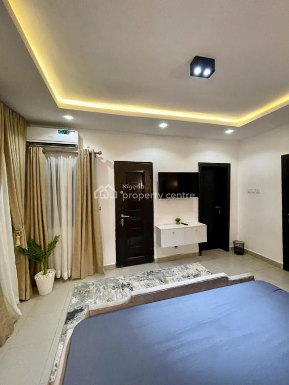 Luxurious 2 Bedrooms Apartment, Off Isaac John, Ikeja Gra, Ikeja, Lagos, Flat / Apartment Short Let