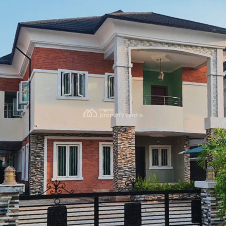 For Sale This 5 Bedroom House, Chevron Drive Carlton Gate, Lekki