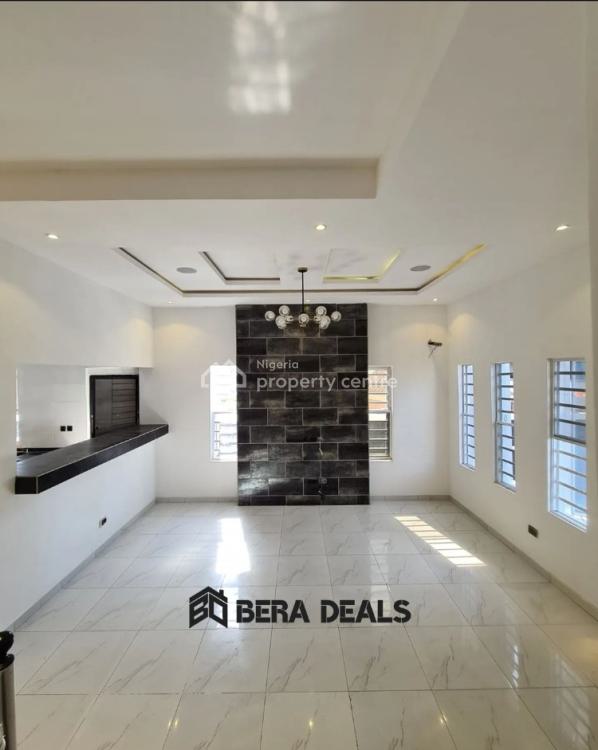 For Sale 4 Bedroom Fully Detached House, Ologolo, Lekki, Lagos 4 Beds, 4 Baths (Ref 1329328)