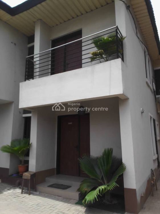 For Sale Relatively New Executive 3 Bedrooms Up Flat All Ensuite With