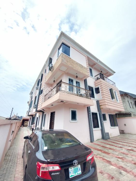 For Rent Two Bedroom Apartment, Lafiaji, Lekki, Lagos 2 Beds, 2