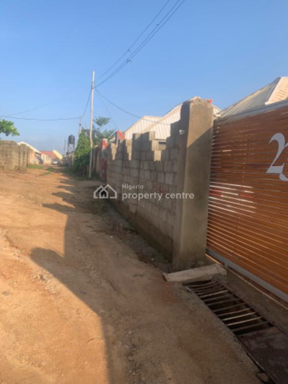 For Sale 2 Bedroom Flat, Newheaven Estate,saburi 1,opposite Mopol