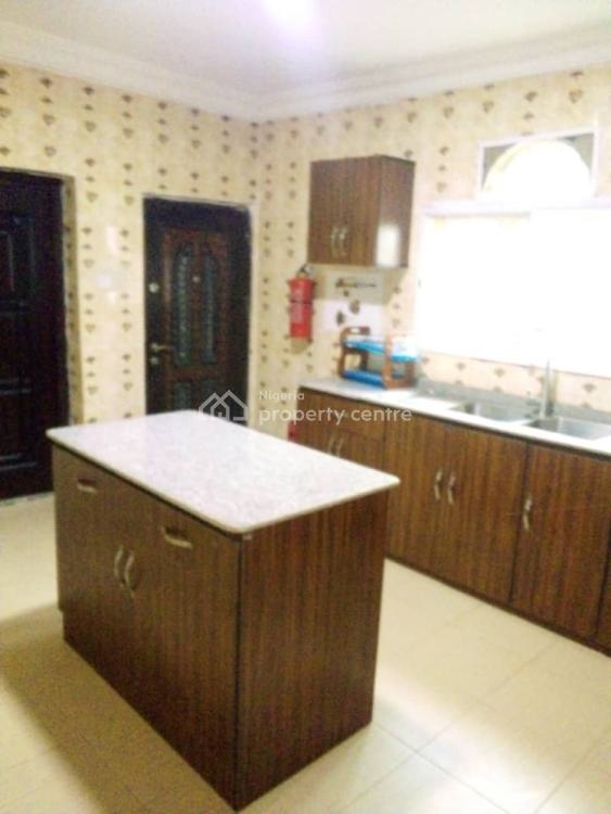 For Rent Clean & Dope 2 Bedroom Flat, Alagbaka / Ijapo, Akure, Ondo