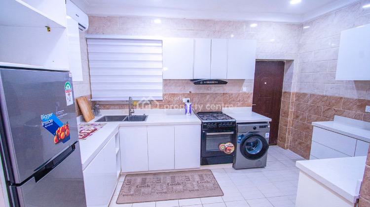 Luxury 3 Bedroom Apartment with High Speed Wi-fi, Indoor Games Etc, 9b Gbenga Ashafa Parkview Ikoyi(adejoke Court Apartments), Ikoyi, Lagos, Flat / Apartment Short Let