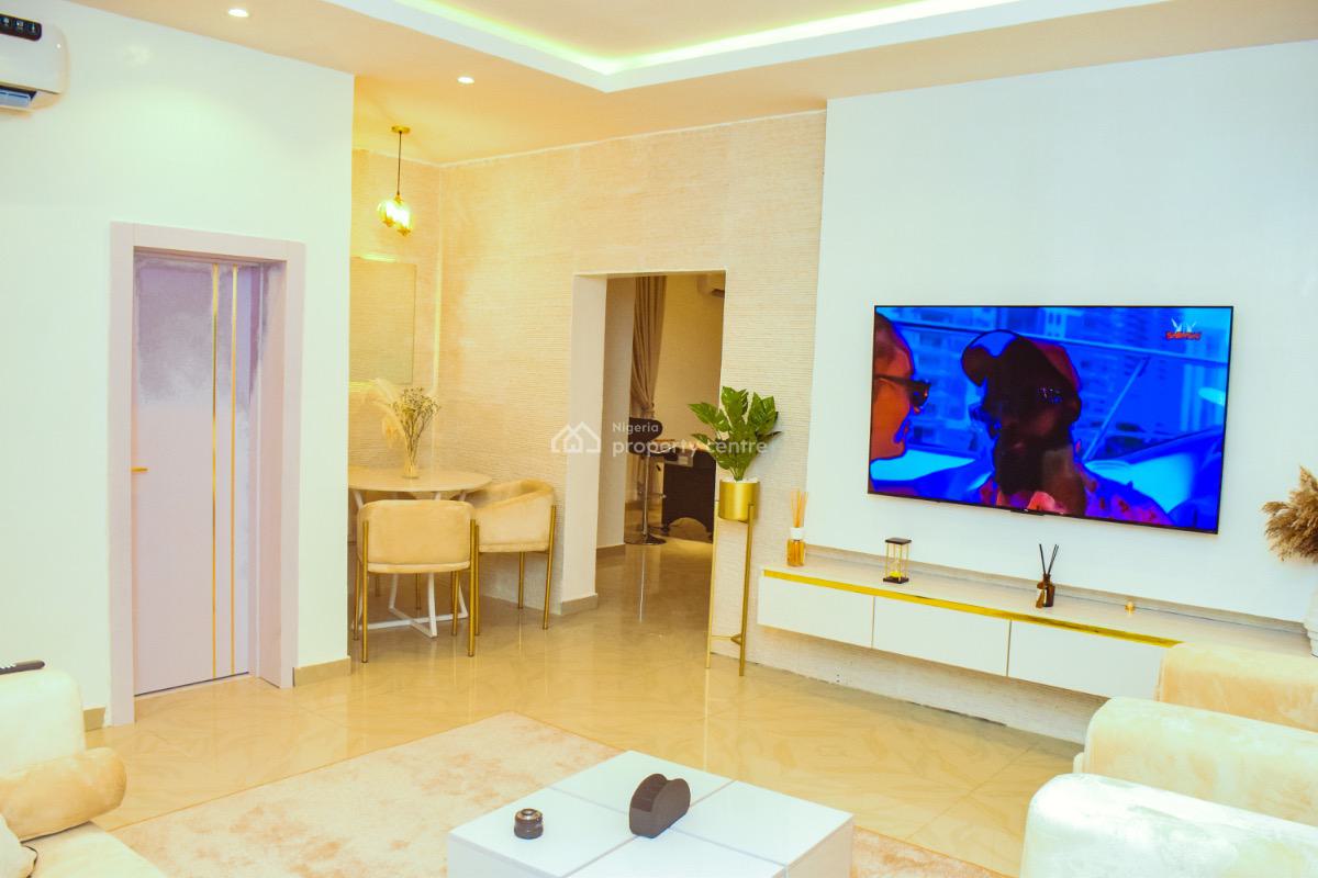 Luxury 3 Bedroom Flat, Akintunde Adeyemi Drive, Lekki Phase 1, Lekki, Lagos, Flat / Apartment Short Let