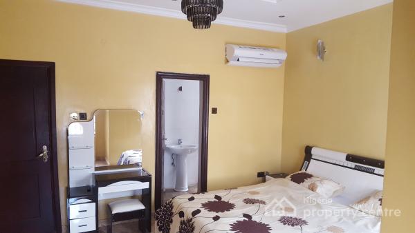 Luxury 7 Bedroom Duplex, Chestnut Close, Chevron, Lekki Expressway, Lekki, Lagos, Detached Duplex Short Let