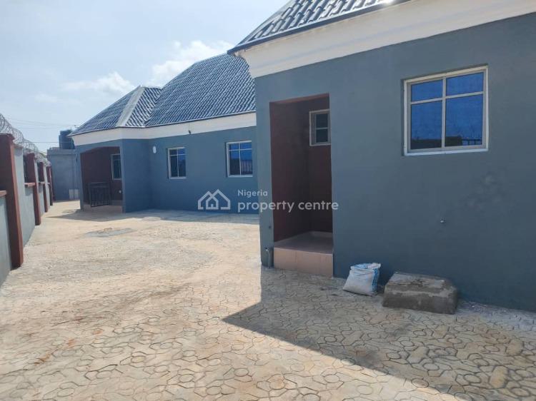 For Rent A Room And Parlor, Elepe Axis, Ikorodu, Lagos 1 Beds, 1