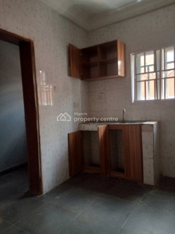 For Rent Standard 3 Bedroom Flat, New Gra By Trans Ekulu, Enugu, Enugu 1 Beds, 2 Baths (Ref