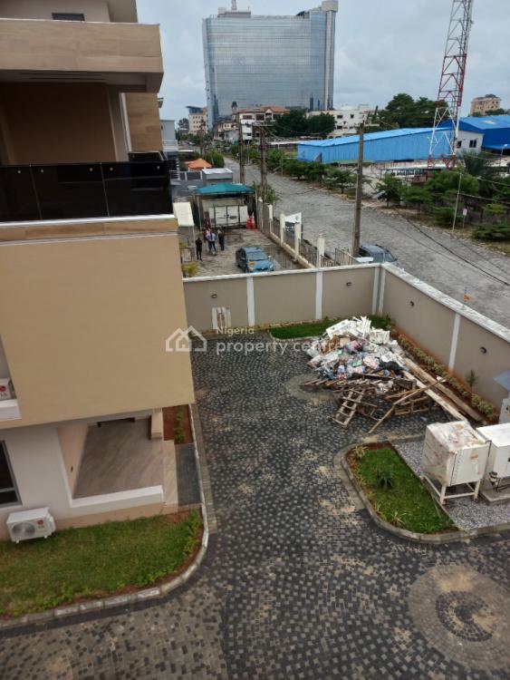 For Sale Luxury 4 Bedroom Fully Detached With Bq, Dideolu Estate