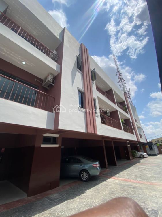 For Rent Lovely 3 Bedroom Terrace, GRA, Ogudu, Lagos 3 Beds, 3 Baths