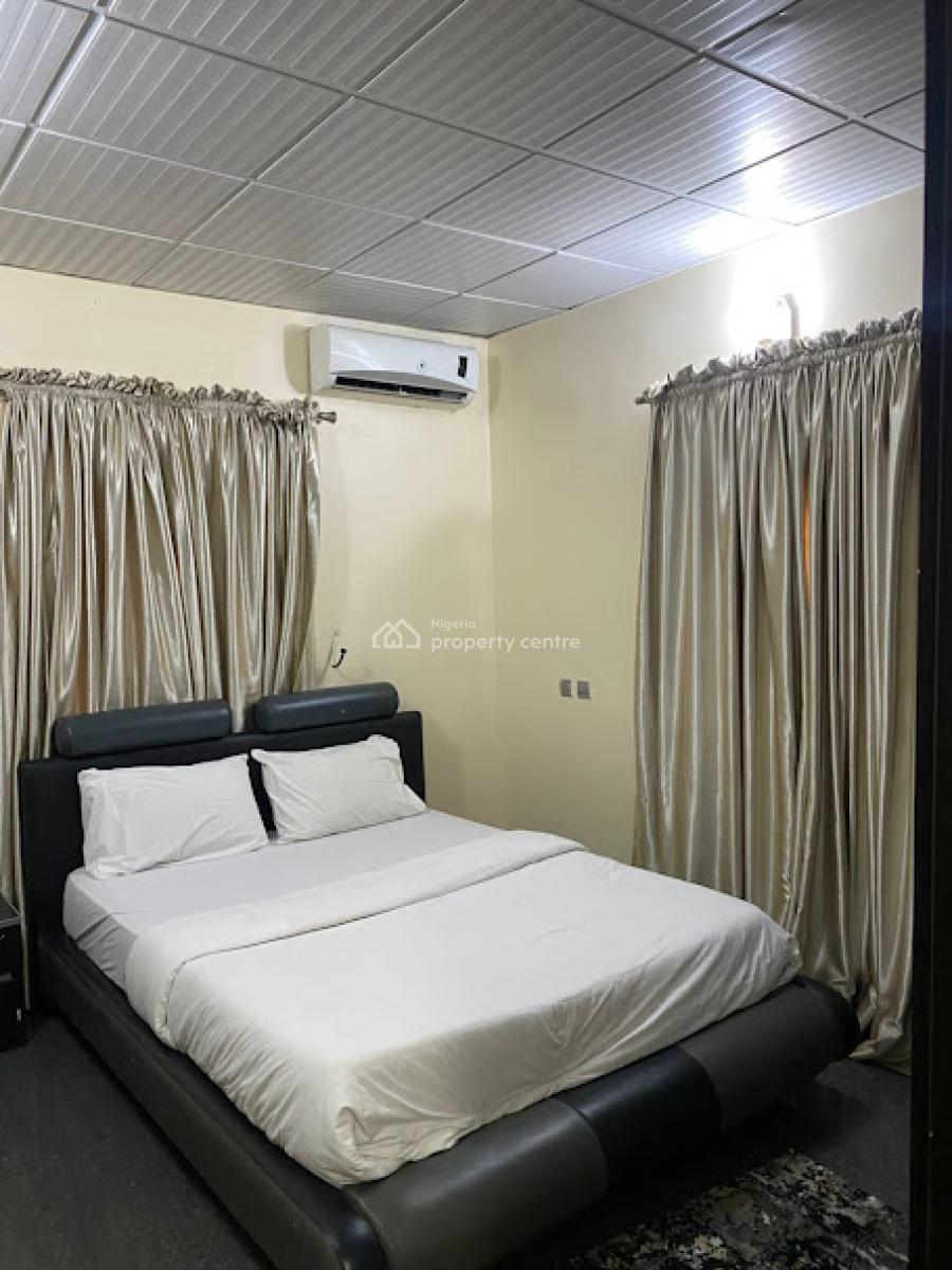 Luxurious 2 Bedroom Apartment with Swimming Pool Available, Adeniyi Jones, Ikeja, Lagos, Flat / Apartment Short Let
