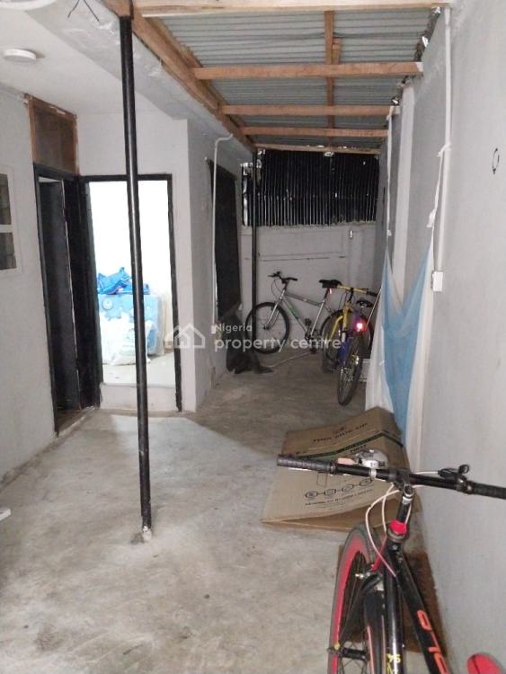 For Rent Mini Flat Bq, Dolphin Estate, Victoria Island (VI), Lagos 1