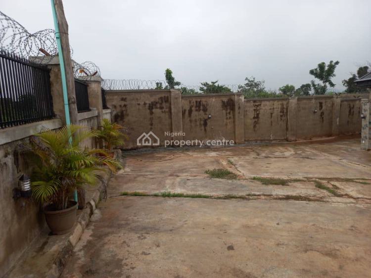 For Sale A Well Built 3 Bedroom Bungalow With Modern Facilities, Idi
