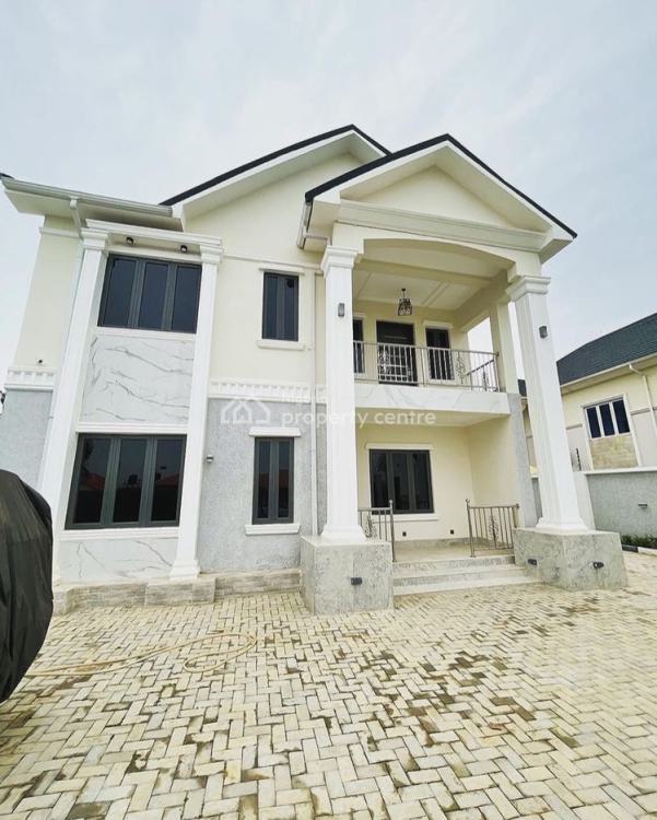 For Sale Luxury 4 Bedrooms Fully Detached Duplex With 2 Room Bq, Sun