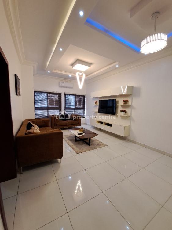Luxury and Spacious 2 Bedrooms Flat, Lekki Phase 1, Lekki, Lagos, Flat / Apartment Short Let