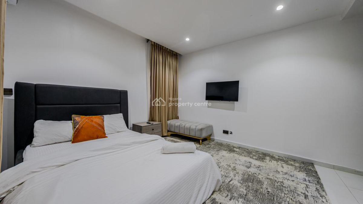Fully Furnished 1 Bedroom Apartment, Donatus Close, Lekki, Lagos, Flat / Apartment Short Let