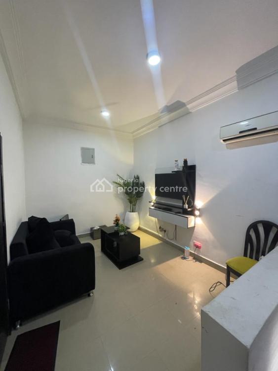 For Rent Monthly Paid Furnished One Bedroom (miniflat)*, Lekki Phase 1