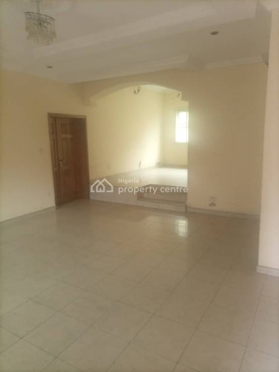 For Rent Spacious And Neat 2 Bedroom Flat, Thomas Estate, Ajah, Lagos 2 Beds, 2 Baths (Ref